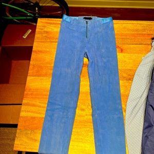 Alice and Olivia sued pants